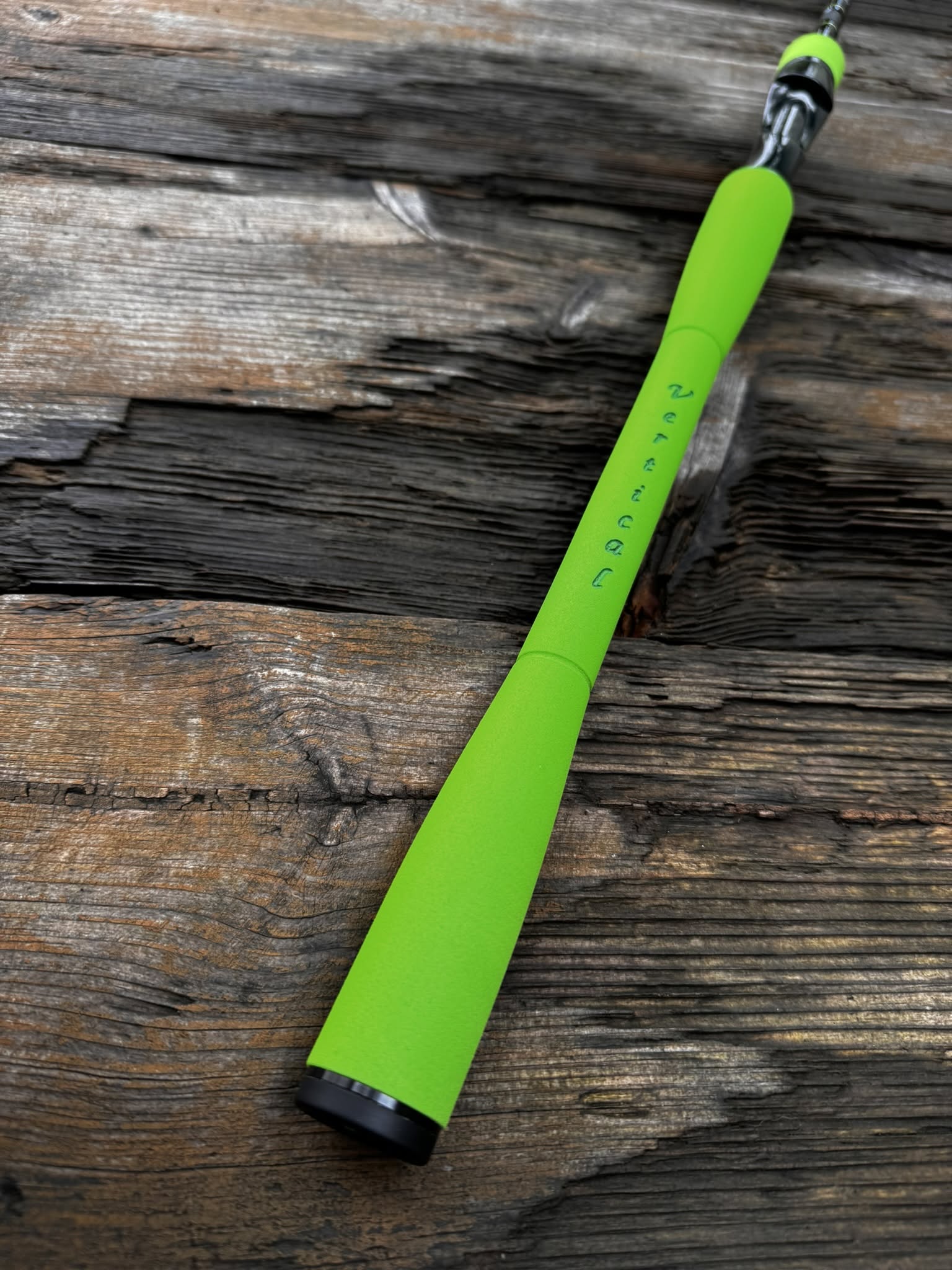 Vertical „Garish Green” — najnowsza wędka na zamówienie z pracowni KawaleC